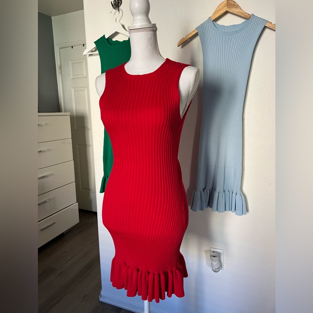 Red Sleeveless Ribbed Dress